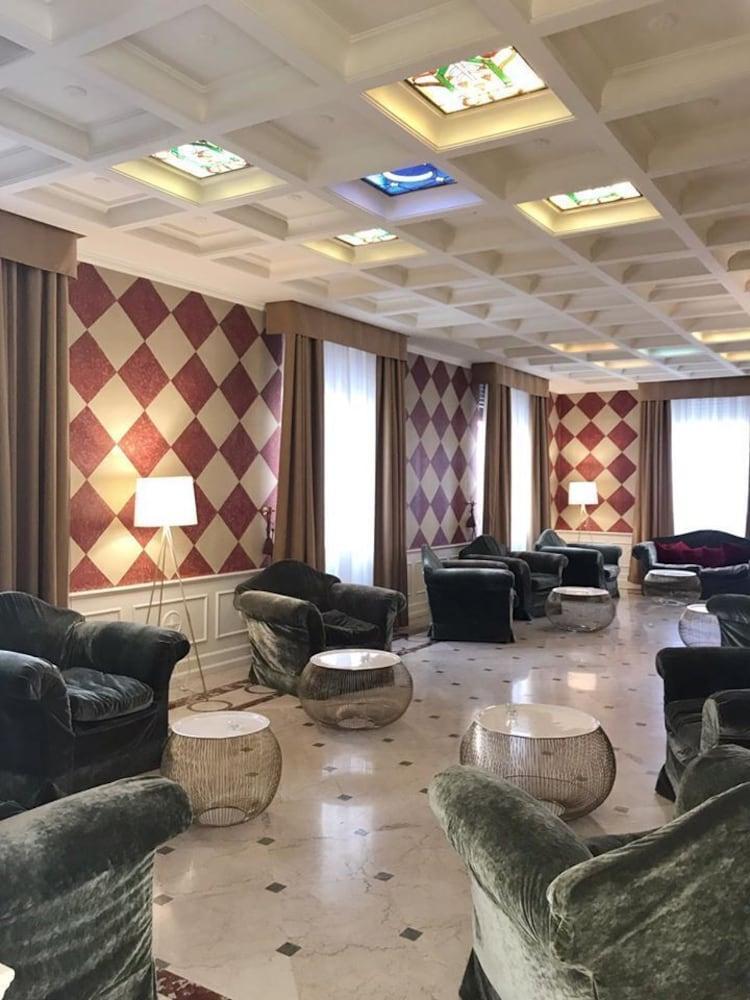Hotel Milano Regency Bagian luar foto